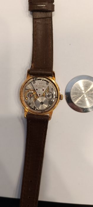 Позлатени руски часовници Raketa