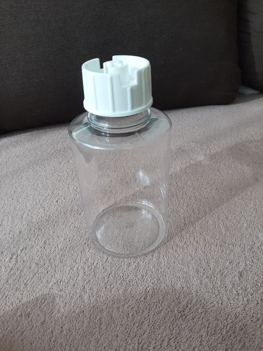 Котешка хранилка