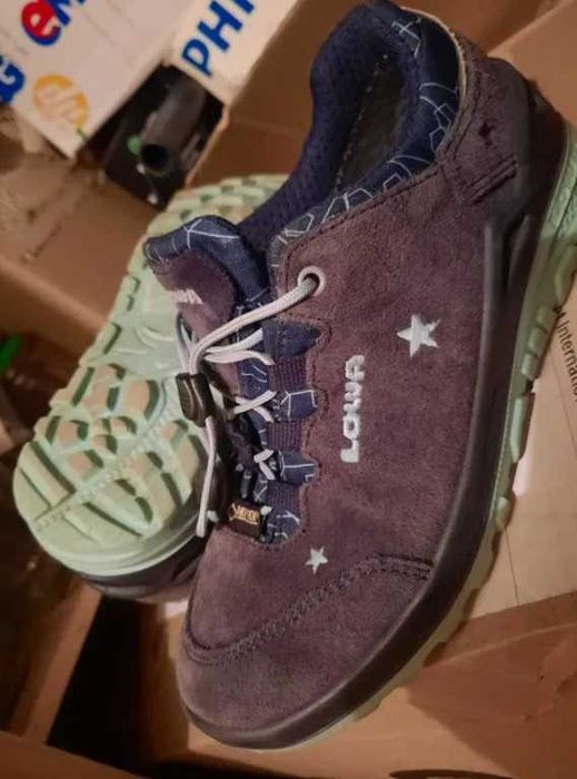 Ghete copii LOWA Goretex waterproof, bocanci,munte, masura 32-33