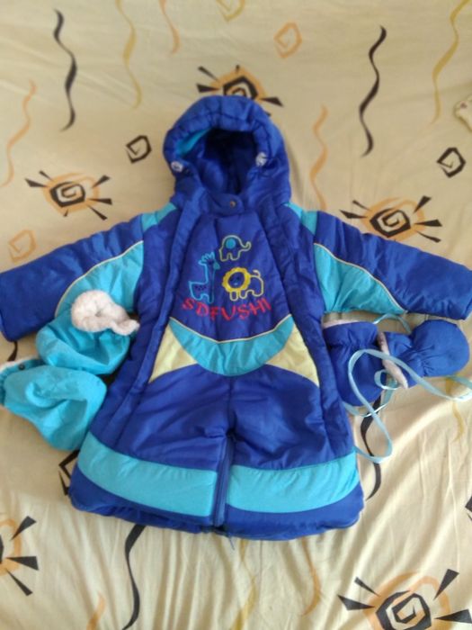 Продам детский комбинезон