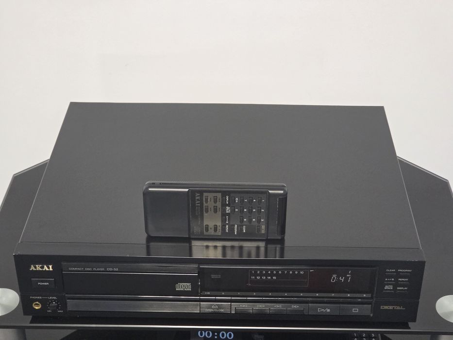Cd-player Akai CD-52 cu telecomanda +manual