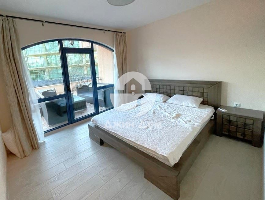 Продава се Четиристаен апартамент в к.к. Слънчев бряг - 150 кв.м за 567 €/кв.м - Снимка #3