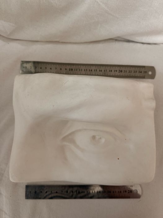 Продаются гипсовые фигуры для обучения графического рисунка.