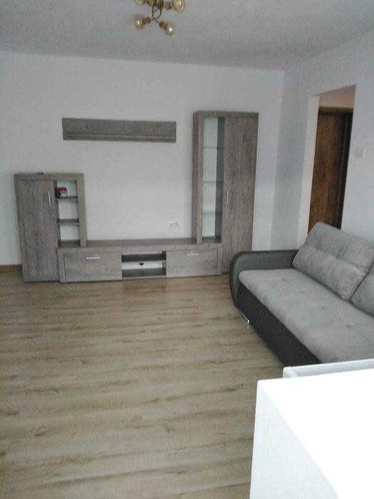 Închiriez apartament 2 camere