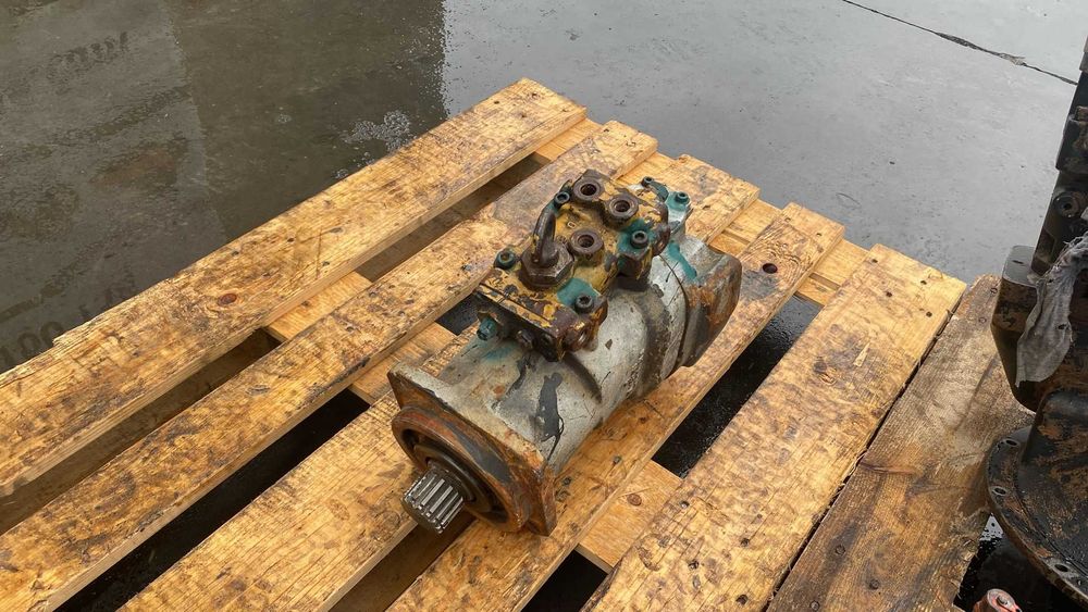 Pompa hidraulica excavator Fiat Hitachi FH200,FH200.3 ,FH220,FH240