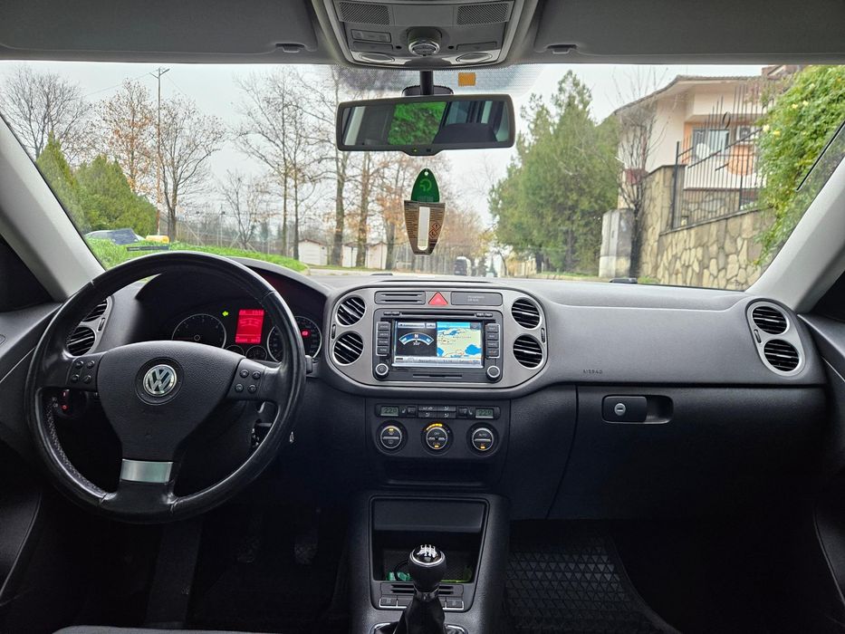 Volkswagen Tiguan 2.0 TDI 4-MOTION/Подгрев/Panorama/Navi/Топ състояние