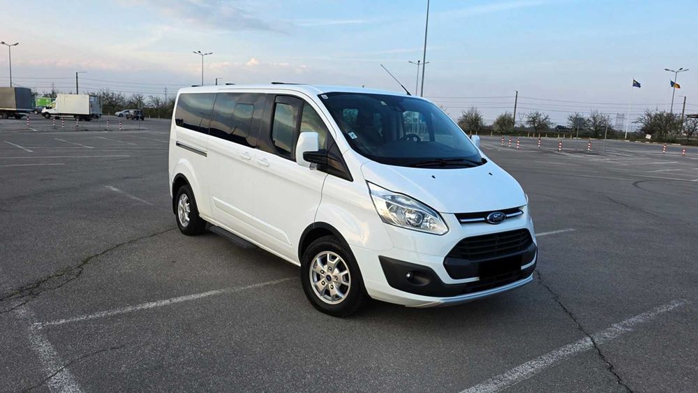 Ford Tourneo Custom, 2,2 TDCI, 155 C.P., 9 Locuri, 2016, Model lung