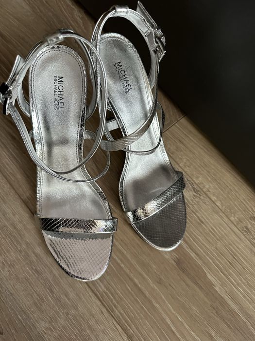 Елегантни сандали на ток Michael Kors номер 40