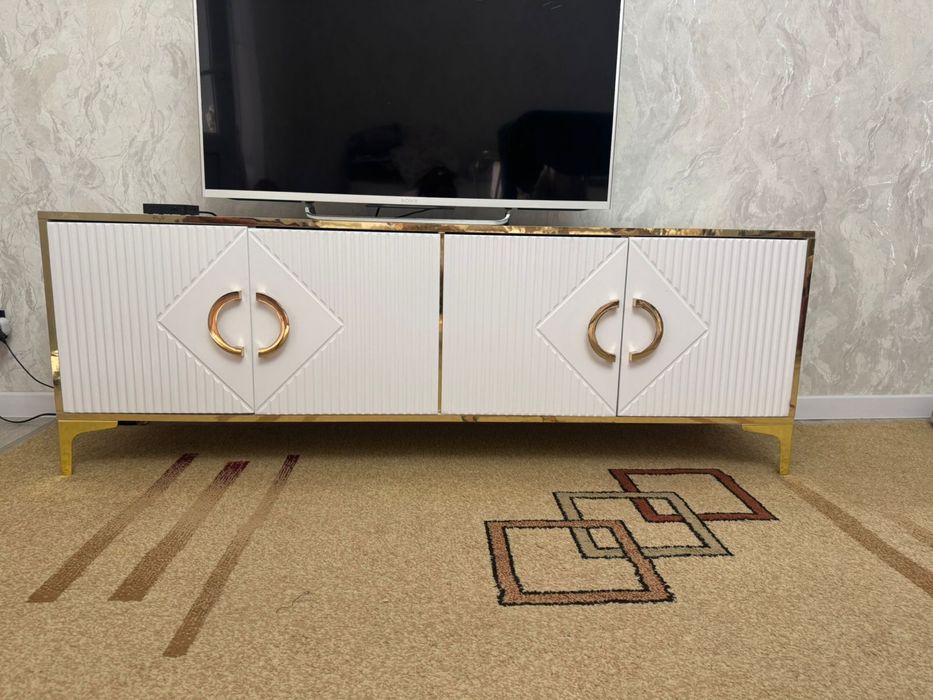 ТВ Тумба (под телевизор)