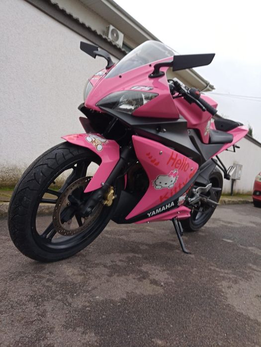 Yamaha yzf r125 Hello Kitty