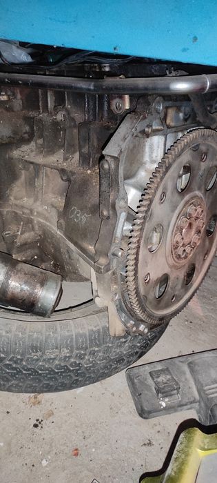 Продам двигатель VVT-I 2.4