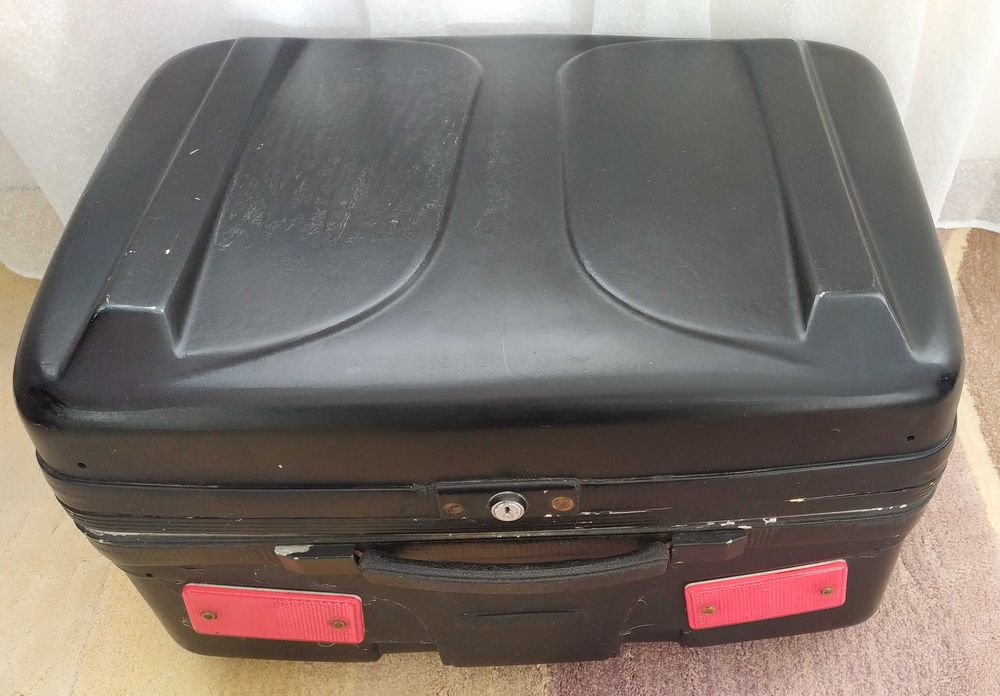 Багажник - куфар за мотор