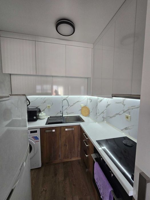 Двустаен апартамент - Дружба 2