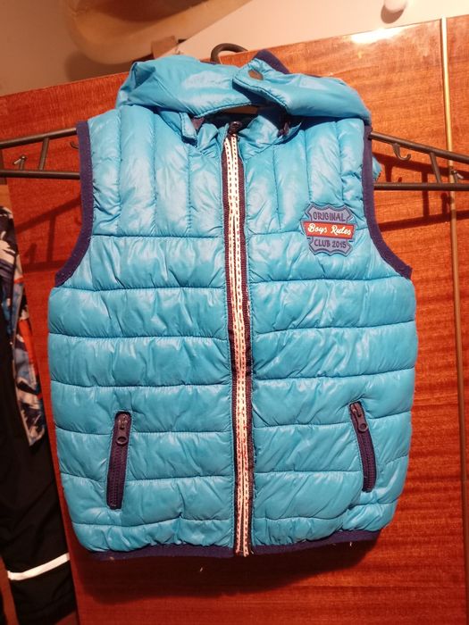 Детская жилетка тёплая