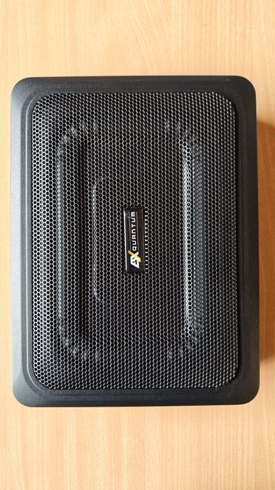 Vând subwoofer activ underseat