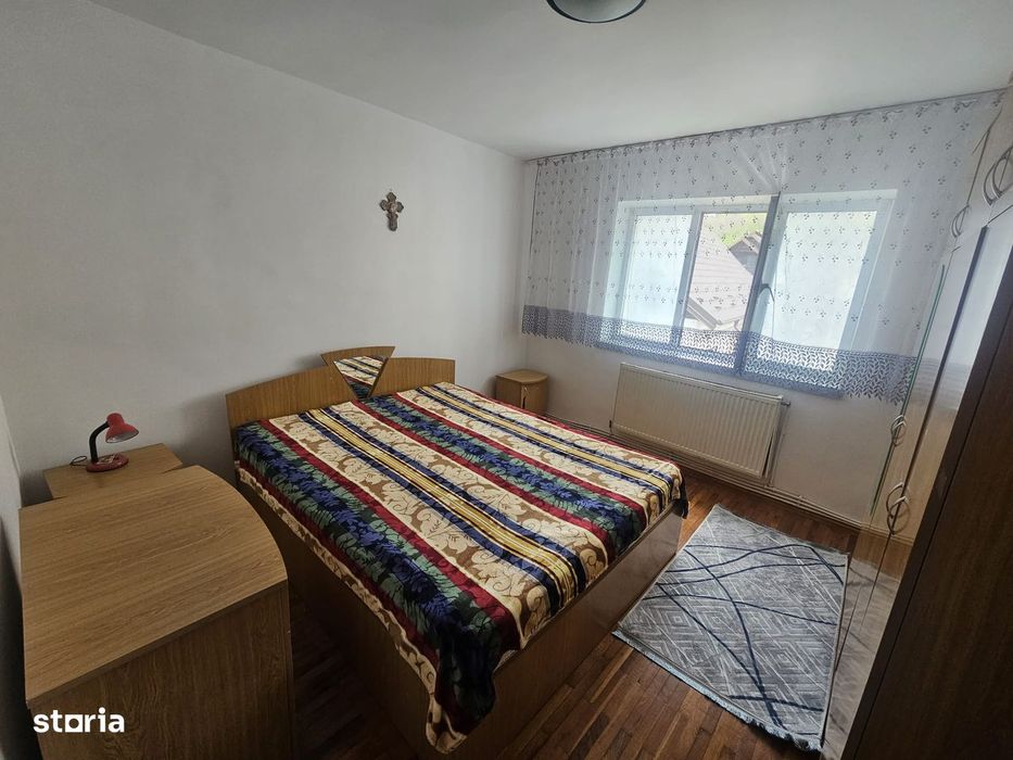 Apartament cu 2 camere de închiriat în Curtea de Argeș.