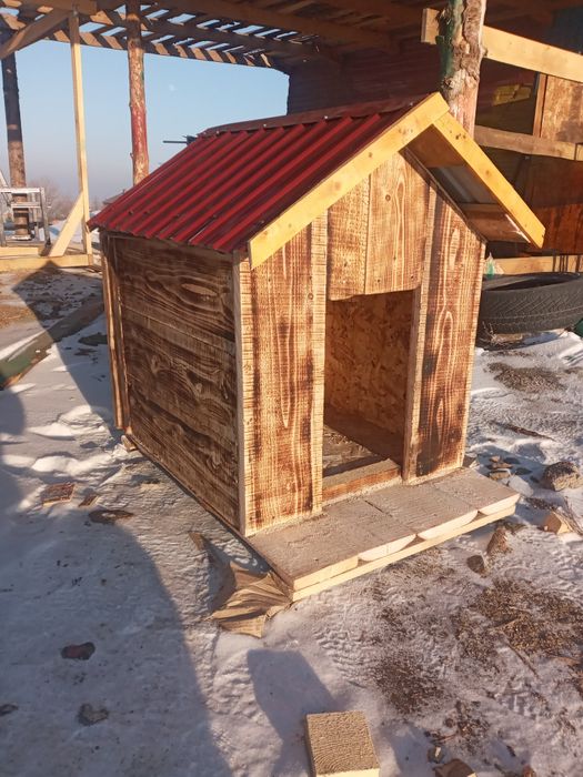 Будка для собаки