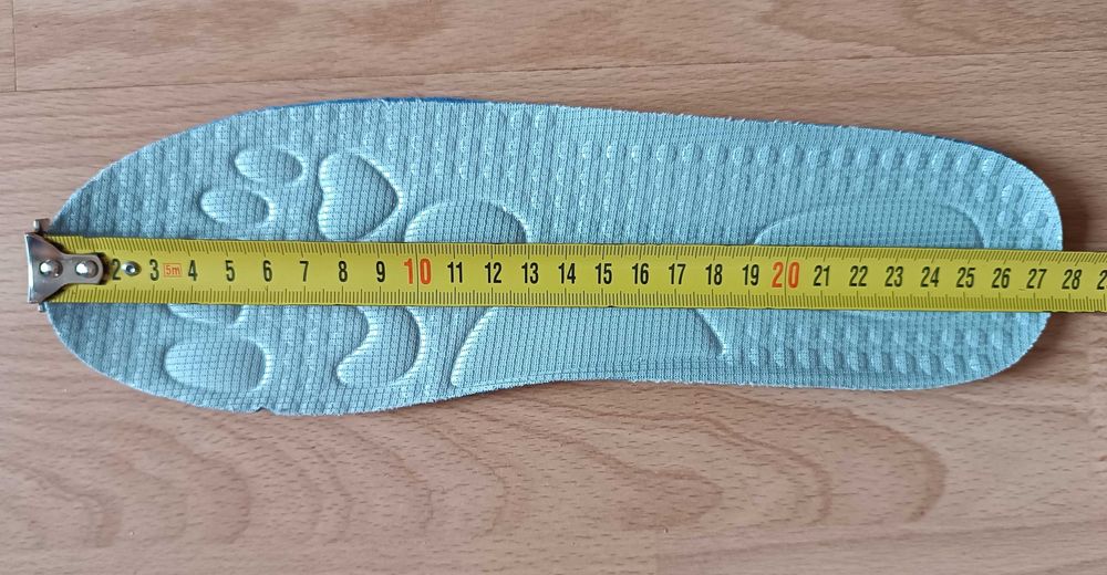 Нови мрежести маратонки-43 номер