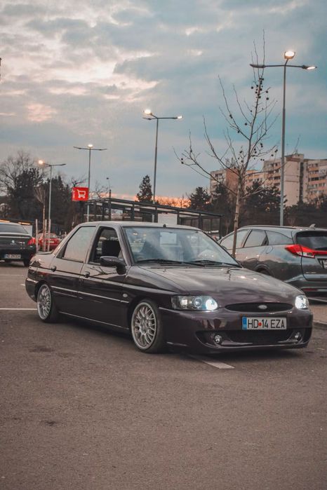 Ford Escort Mk6 Sedan