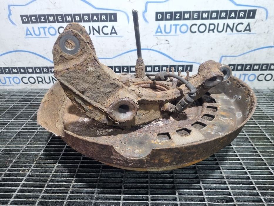 Fuzeta dreapta spate Volkswagen Touareg 7L facelift 3.0D 2007 - 2011 Automata CASA CASC ...