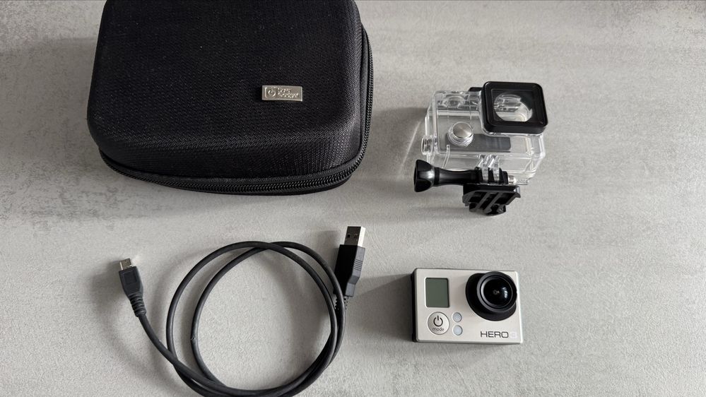 Camera de filmat GoPro hero3 cu accesorii Gilau • OLX.ro