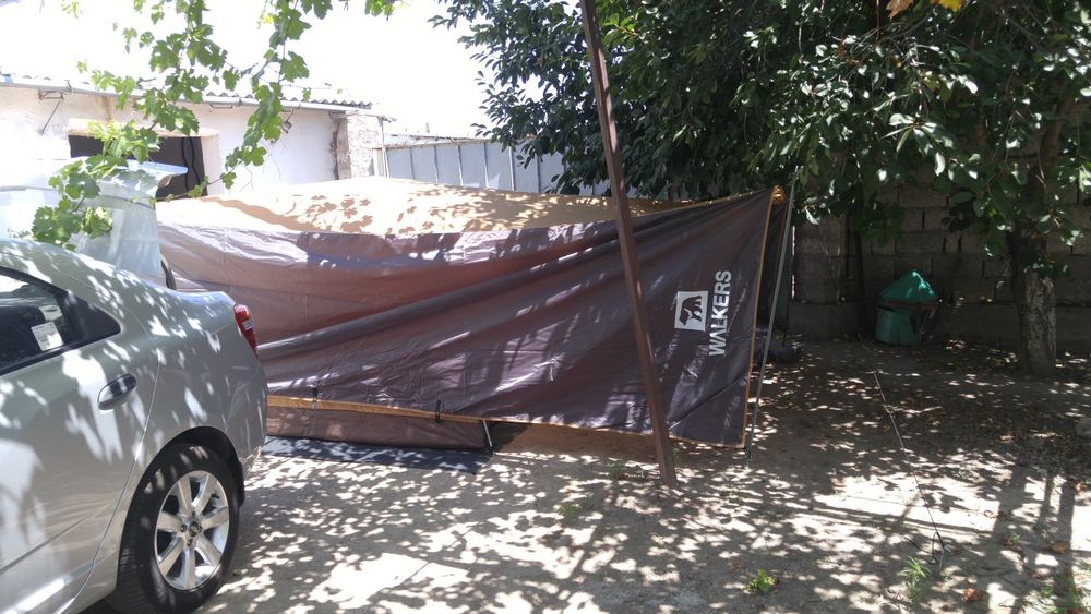 Продаются палатки, палатка накомарник, весенние -зимние.