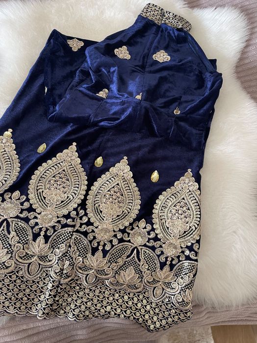 Традиционна дълга официална рокля