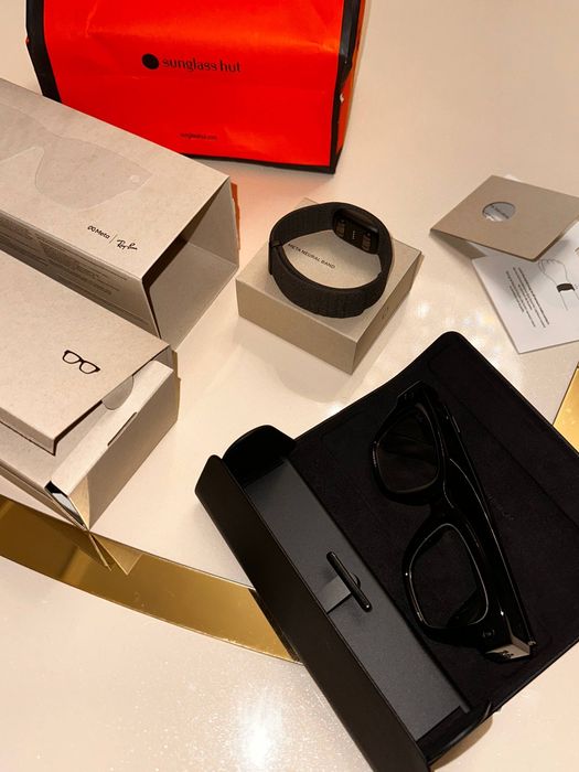Rayban meta display