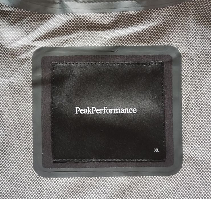 PEAK PERFORMANCE®Cloudburst HIPE®2.5L Shell Coat Men,мъжко яке,мембран