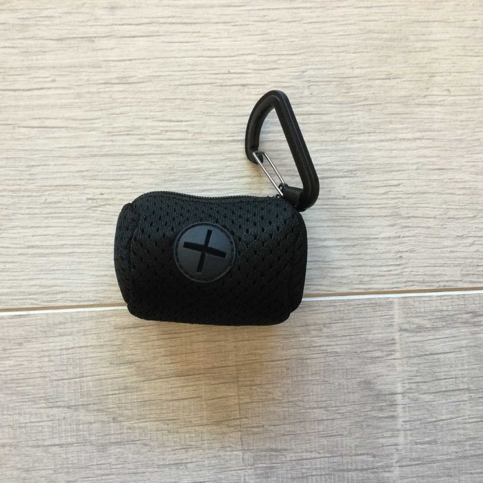 НОВА чантичка за хигиенни пликове / храна  награди за кучета от Италия