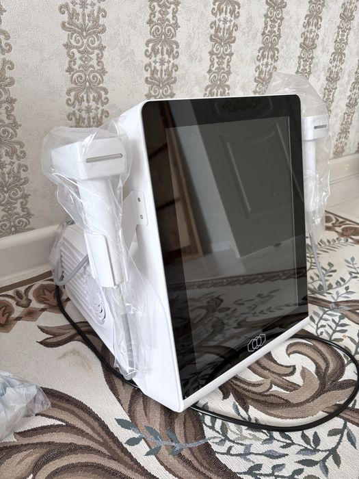 Аппарат для микроигольчатого RF-лифтинга MORPHEUS 8