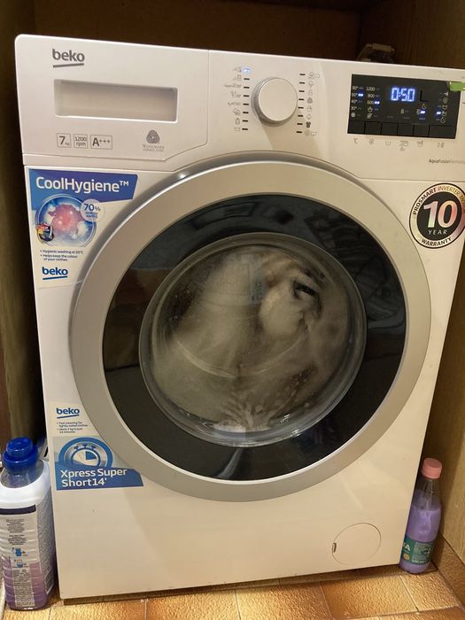 Работеща пералня