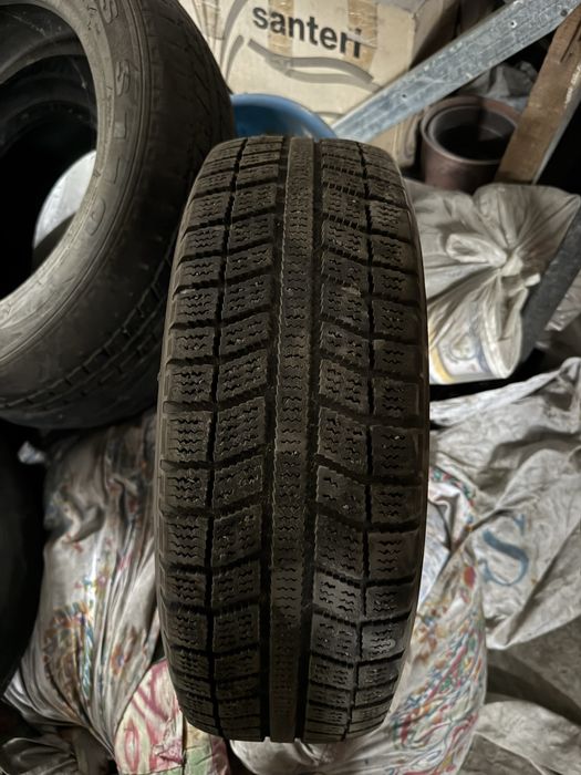 Шина зимый продается