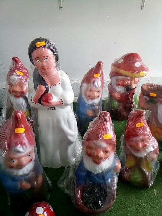 Albă că zăpadă și 7 piticii, ciuperci decorative