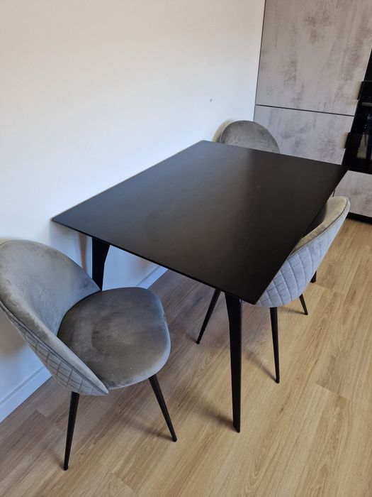 Masa Vida/Mobila Dalin din MDF furniruit cu stejar si picioare din met