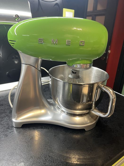 Планетарен миксер SMEG