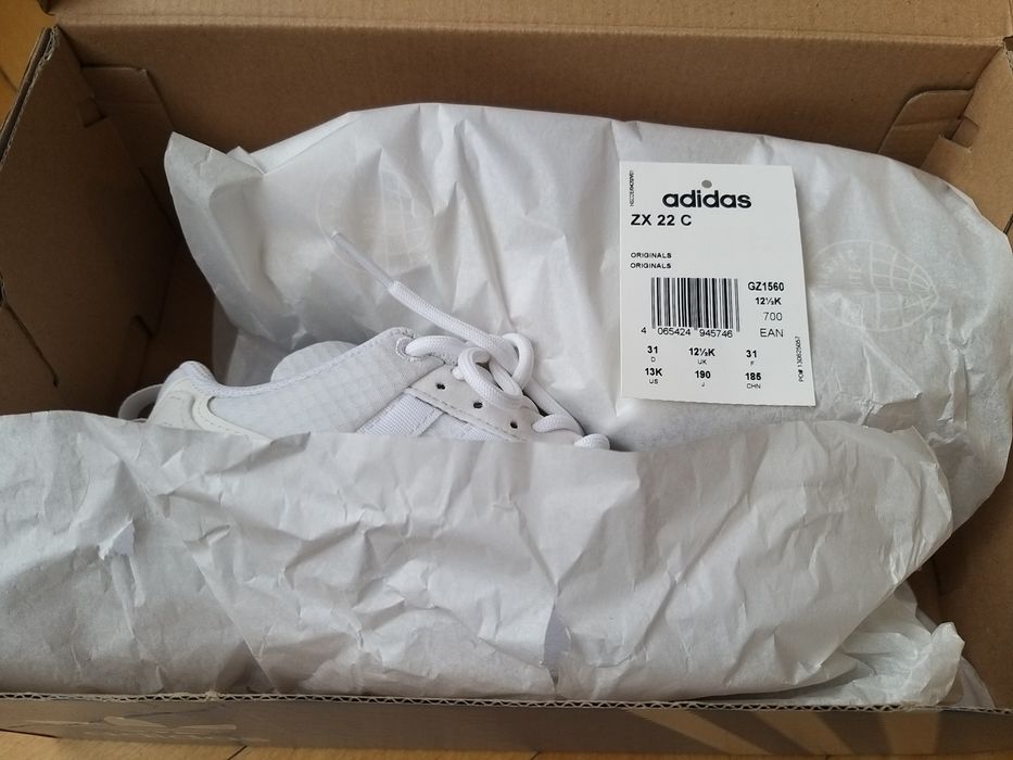 Детски бели маратонки Adidas ZX22, н.31