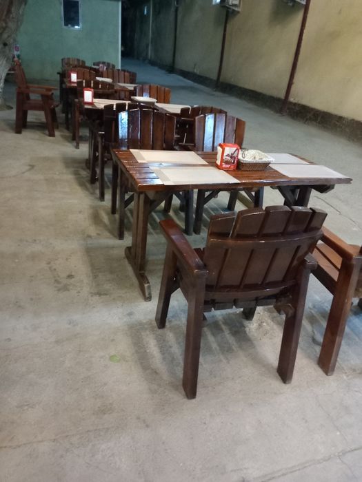 Medvejonik oshxonasi de stol stul sotiladi