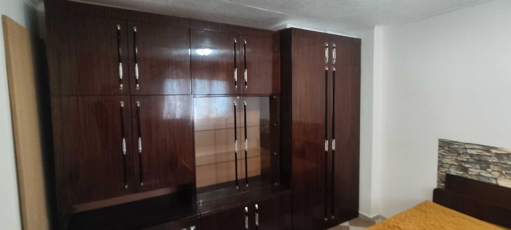 Дава се под наем Етаж от къща в Варна, Цветен квартал - 45 кв.м за 348.84 € - Снимка #9