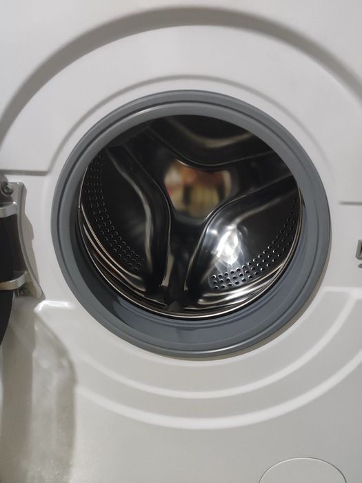 Стирильная машина автомат