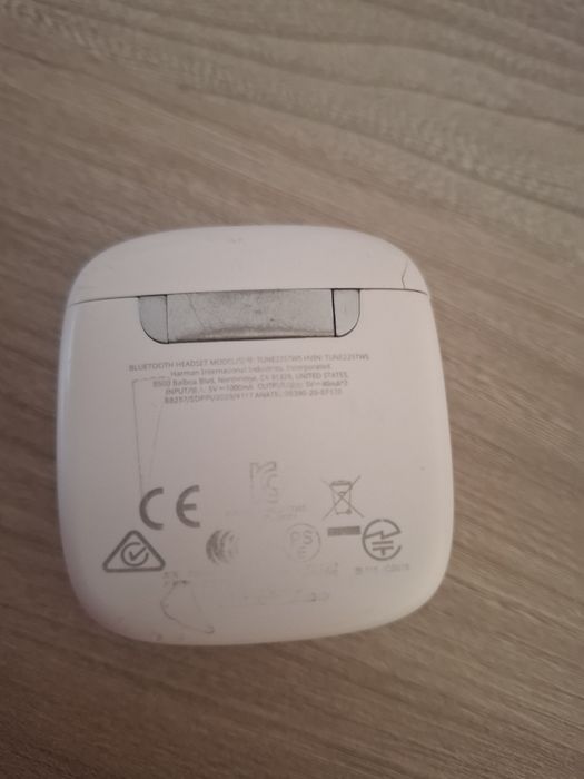 Безжични слушалки JBL