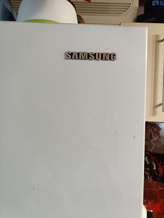 Продам холодильник Samsung