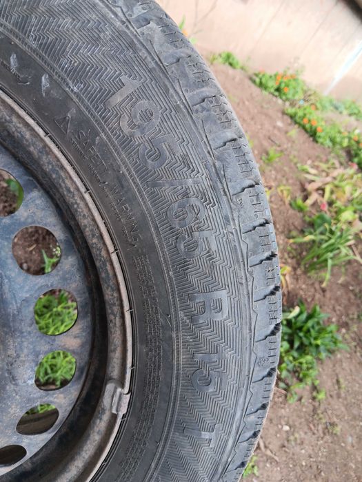 Зимни гуми - Gislaved със железни джанти 5бр. 195 65 15 дот3314 6j Vag