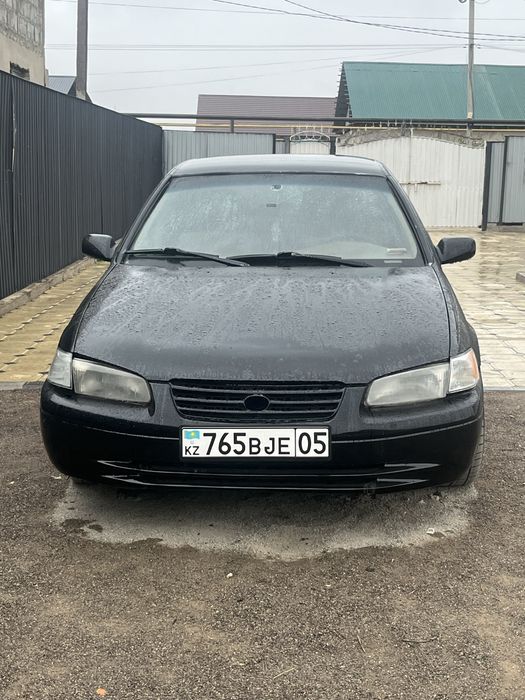 Срочно Продам камри 20