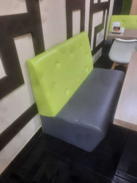 Продам столы, стулья, диваны, барная стойка