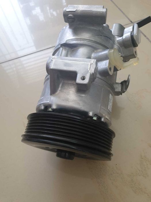 Компрессор кондиционера TOYOTA