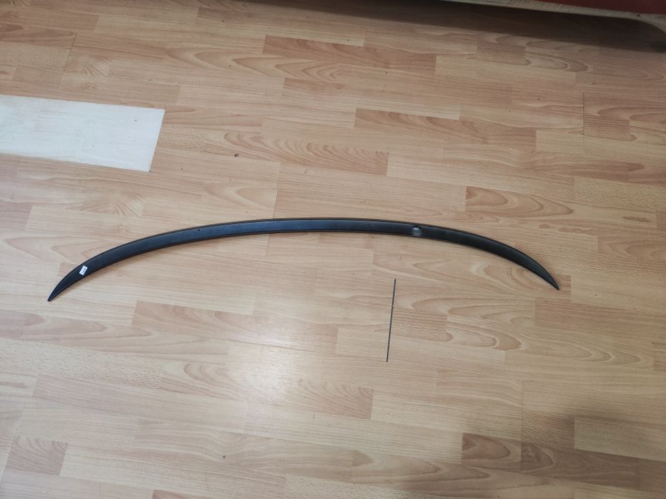 Eleron lip codita BMW Seria 3 E90 MP Style   design negru lucios.