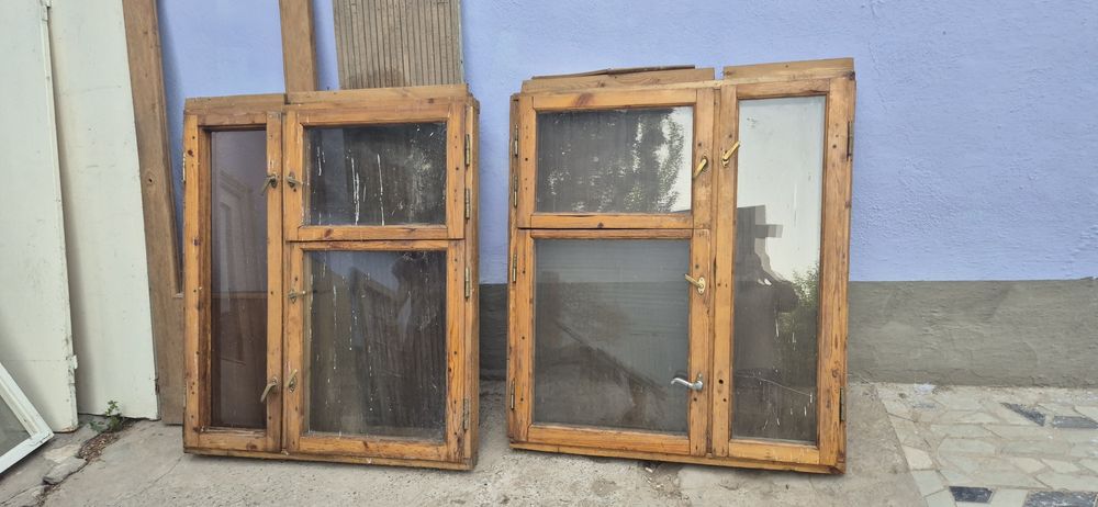 Продаются б/у Двери / рамы г. Карши, вокзал.