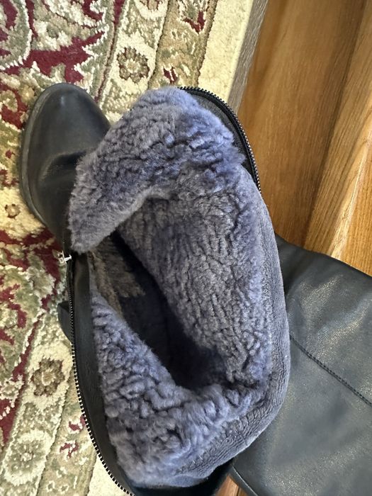 Продам зимние сапоги