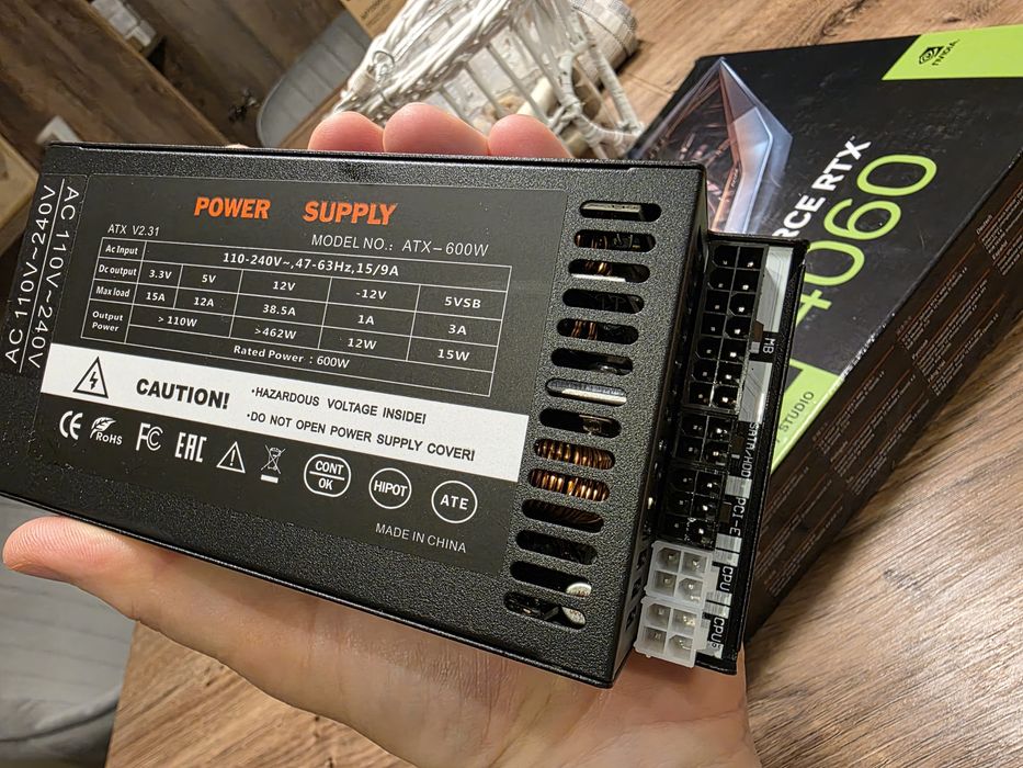 Компактно захранване FLEX ATX-600W – 600 W Power Supply